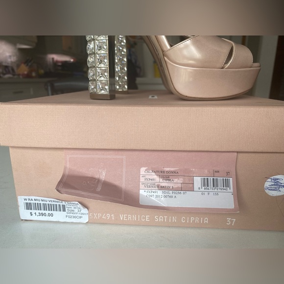 Miu Miu High Healed Sandal with Crystal Detailed Heal - Picture 7 of 7